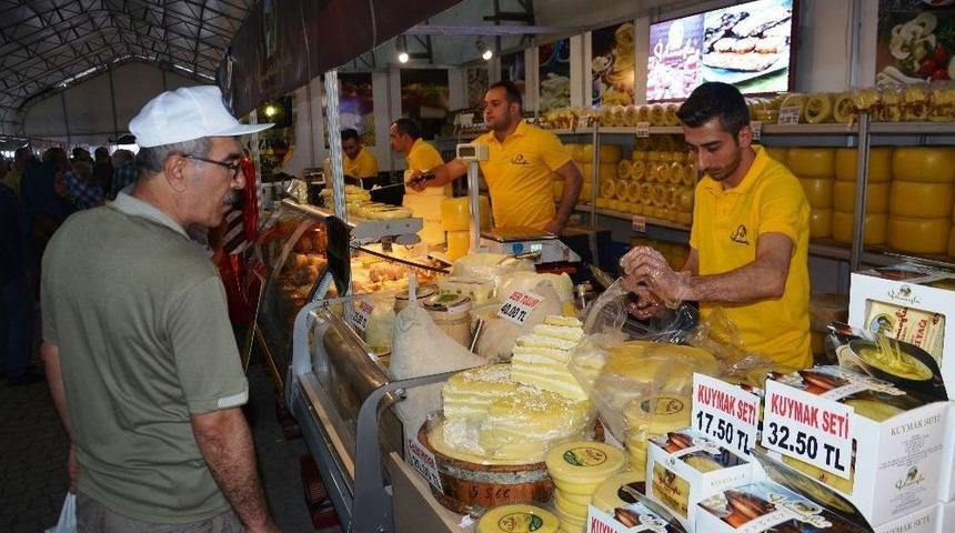 Trabzon&rsquo;dan Ankara&rsquo;ya 250 Ton Tereyağı Geldi