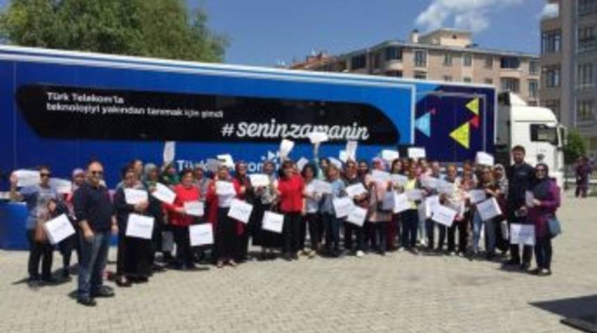 &rsquo;teknoloji Seferberliği Projesi&rsquo; Karslı Kadınlarla Buluştu