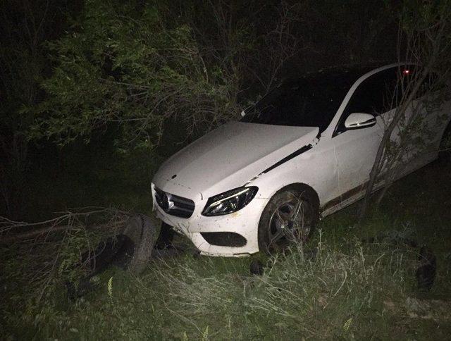 Beyşehir’de Karayoluna Dökülen Hayvan Dışkısı, Kazalara Yol Açtı