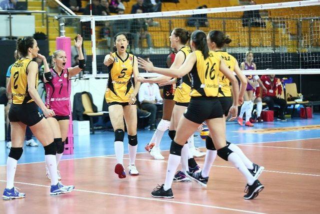 Vakıfbank, Avrupa’nın En Büyük Kupasını 4. Kez Almak İçin Sahaya Çıkıyor