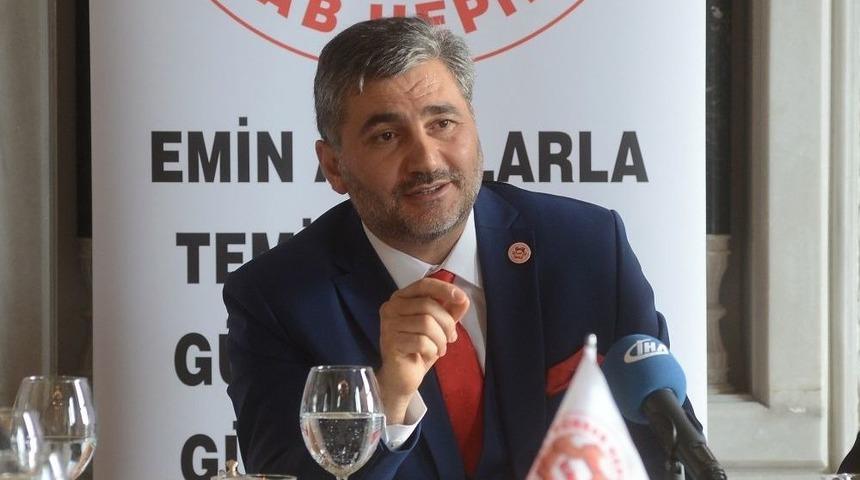 &rsquo;&rsquo;&uuml;lkemizin Geleceği Turizmde Ve Turizmcilerde&rsquo;&rsquo;