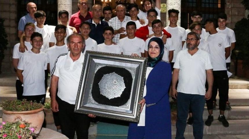 Şampiyon Karakartallar, Başkan Toru İle Buluştu