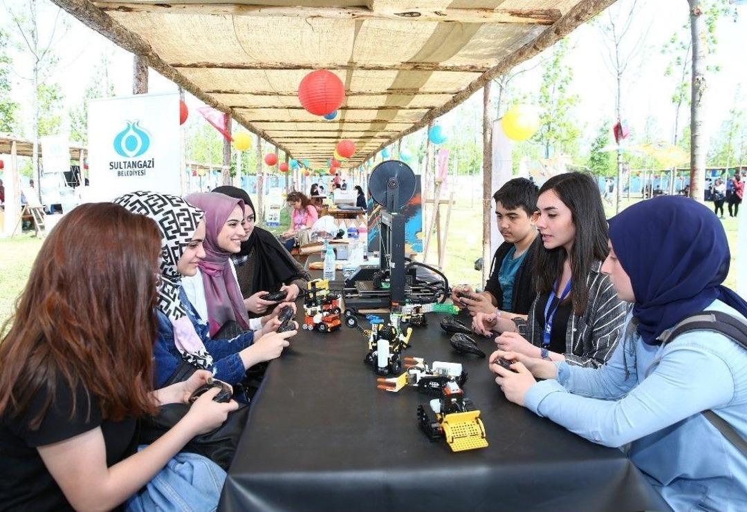 Sultangazi Bilim Ve K&uuml;lt&uuml;r Merkezi, Gen&ccedil;lik Festivali&rsquo;nde