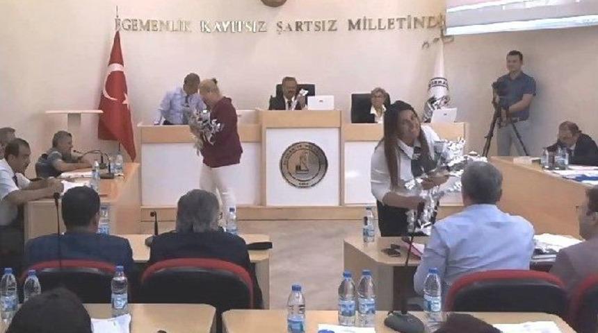 Burhaniye&rsquo;de Başkan Ve Meclis &Uuml;yelerine Engelli Teşekk&uuml;r&uuml;