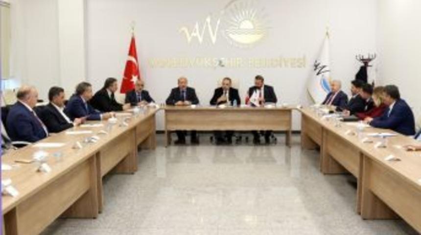 Van Kent Esenliği Kurulu &lsquo;iran&rsquo; G&uuml;ndemiyle Toplandı