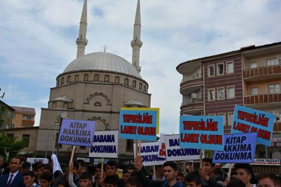 G&uuml;roymak&rsquo;ta Tefecilikle M&uuml;cadele