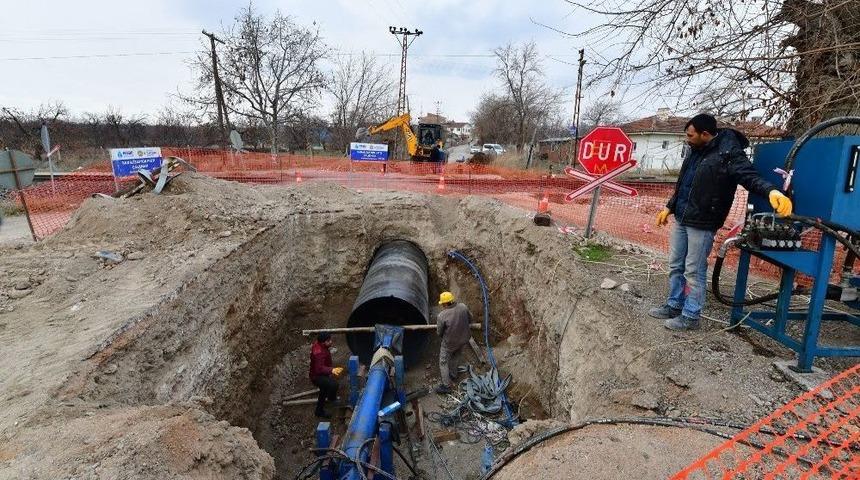 Doğu Kollekt&ouml;r Hattı Hızla İlerliyor