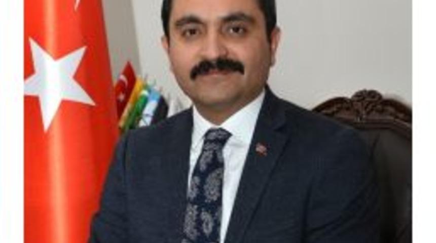 Belediye Başkanı Yaşar Bah&ccedil;eci&rsquo;den Gen&ccedil;lere: "heyecan Ve Umutlarınızı Paylaşıyorum"