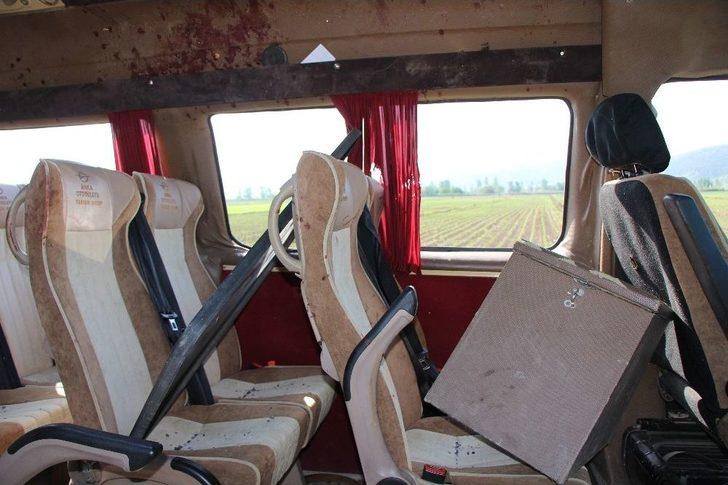 Amasya’da Öğretmen Ve Öğrencileri Taşıyan Minibüs Kaza Yaptı: 10 Yaralı G2