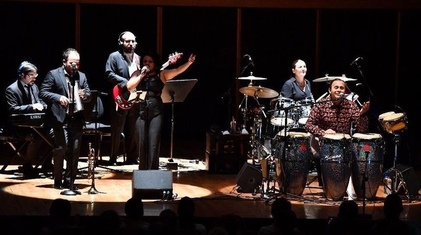 Ayhan Sicimoğlu&rsquo;ndan Muhteşem Final