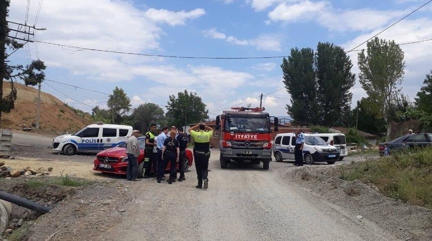 Toprak Altında Kalan İş&ccedil;i Yaralandı