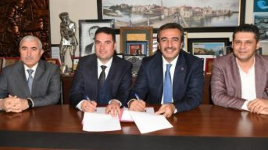 &Ccedil;ukurova&rsquo;ya Uluslararası Tenis Akademisi Kuruluyor