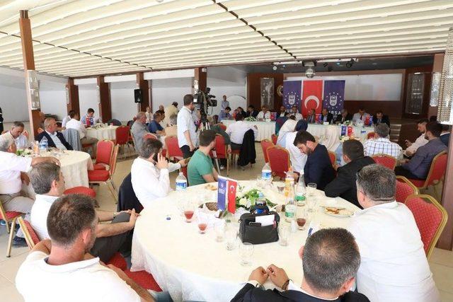 Büyükşehir Kestel’de Muhtarları Dinledi