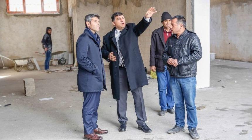 Başkan Fadıloğlu Seyrantepe Ticaret Merkezini İnceledi