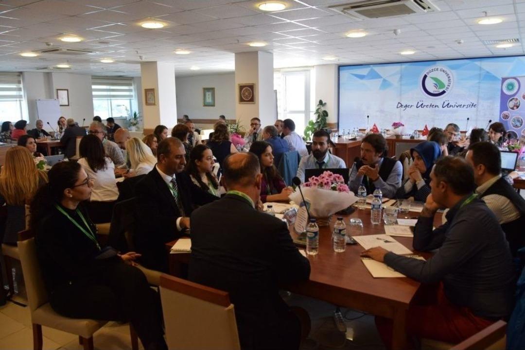 Geleneksel Tıpta Kalite Ve Standardizasyon &Ccedil;alıştayı D&uuml;&rsquo;de D&uuml;zenlendi