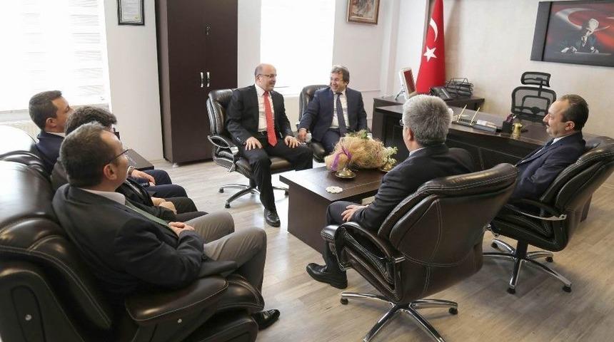 Başhekim Prof. Dr. İlhami Çelik Görevini Teslim Aldı