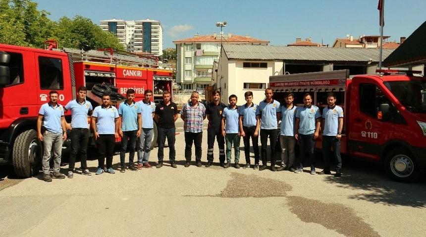 Stajyer İtfaiyeciler İş Başında