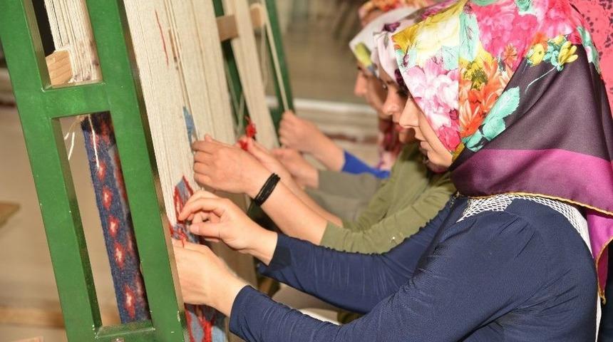 124 Kursiyer Eğitimlerini Başarıyla Tamamladı