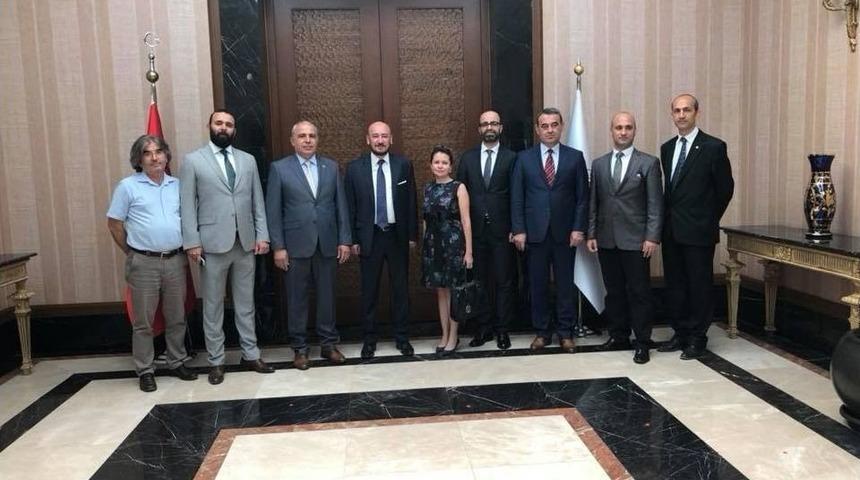 Ankara Aydınlılar Derneğinden &Uuml;lken&rsquo;e Ankara&rsquo;da Ziyaret