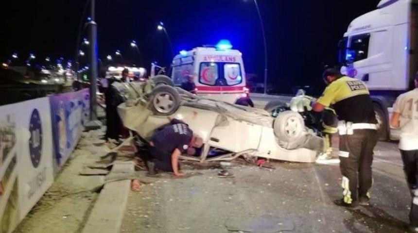 Kontrolden &Ccedil;ıkan Otomobil Takla Attı: 1&rsquo;i Ağır 5 Yaralı