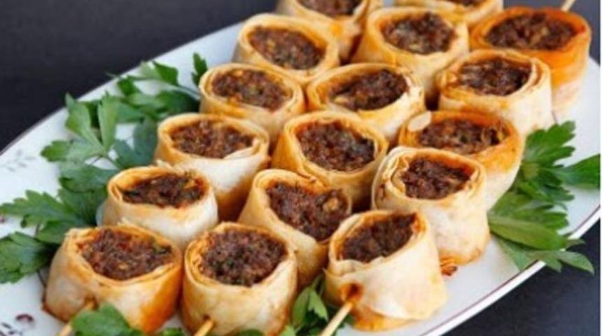 Yufkalı Rulo Köfte