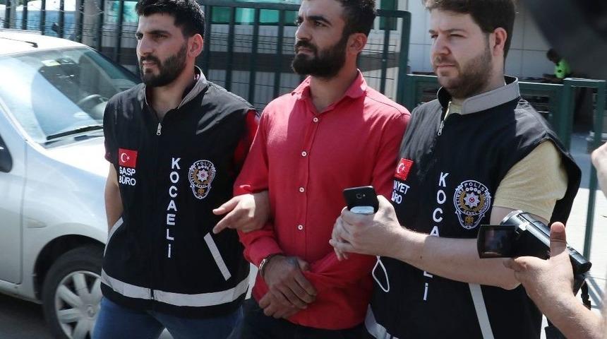 Otob&uuml;s S&uuml;r&uuml;c&uuml;s&uuml;n&uuml;n &Ouml;ld&uuml;ğ&uuml; Kavganın Ş&uuml;phelisi Tutuklandı