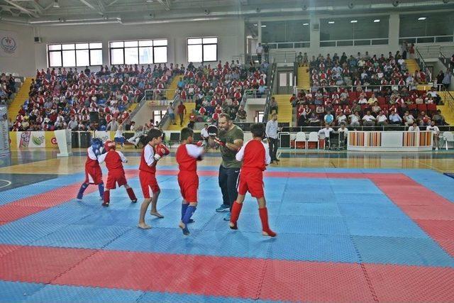 Rize’de Yaz Spor Okulları Açılışı Yapıldı