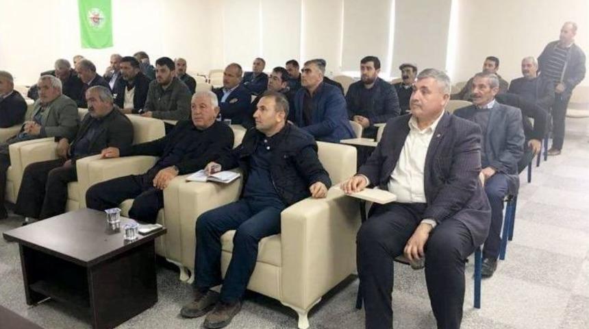 Kahta&rsquo;da &Ccedil;ift&ccedil;ilere Hububat Eğitimi Verildi