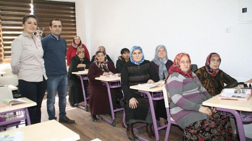 Devrek&rsquo;te Okuryazarlık Seferberliği &Ccedil;alışmaları S&uuml;r&uuml;yor