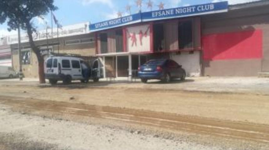 İzmir&rsquo;de Gece Kul&uuml;b&uuml;nde Cinayet