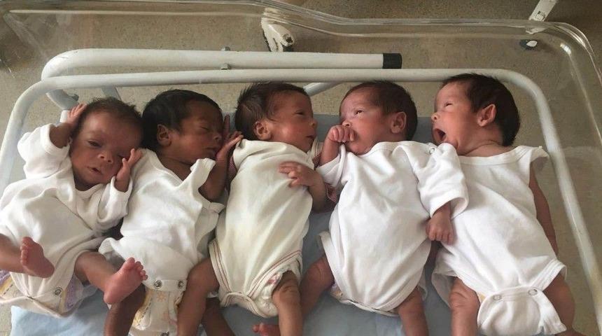 &Ccedil;ocuklarına Bakabilmek İ&ccedil;in İş İstiyor