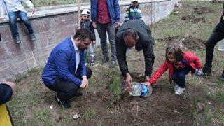 Kars’da Fidan Dikimi Yapıldı