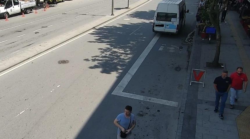 Yenicami Kavşağına İhlal Tespit Kamerası Konuldu