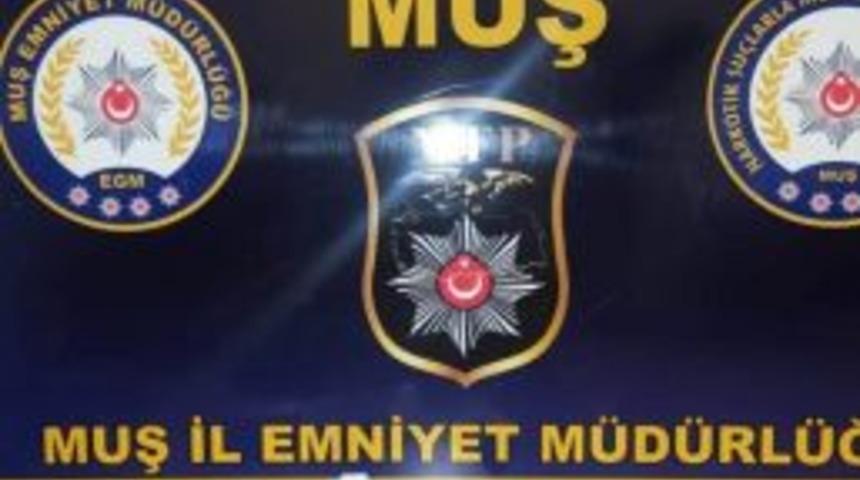 Polis, Uyuşturucu Tacirlerine Ge&ccedil;it Vermiyor