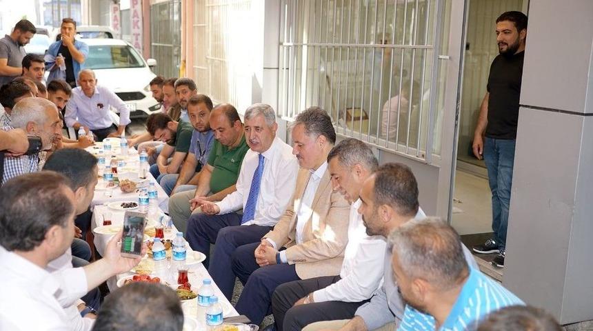 Polat, Şire Pazarı Esnafıyla Bir Araya Geldi