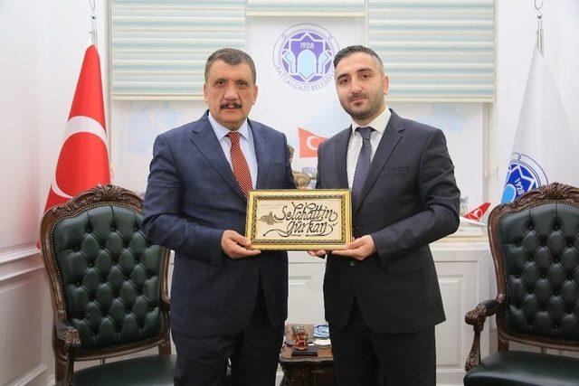 Başkan G&uuml;rkan: &ldquo;gen&ccedil;lik Kolları Bizim Elimiz, Kolumuzdur&rdquo; 1