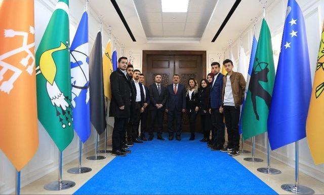 Başkan G&uuml;rkan: &ldquo;gen&ccedil;lik Kolları Bizim Elimiz, Kolumuzdur&rdquo; 2