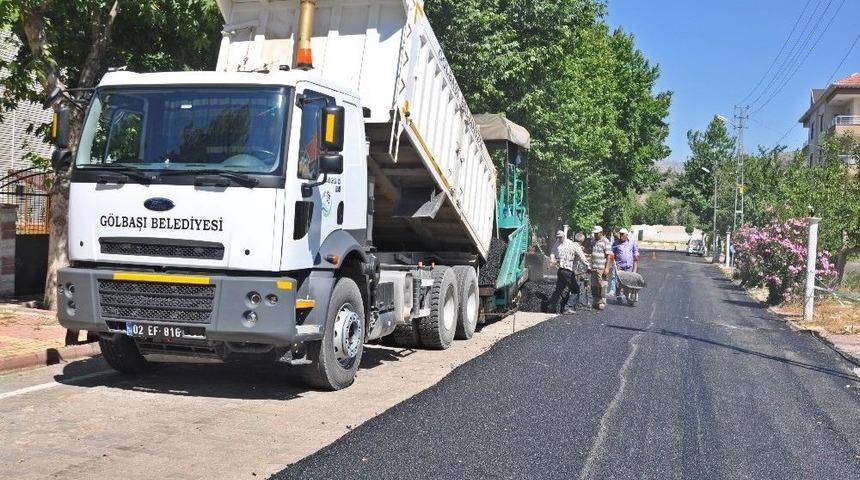 G&ouml;lbaşı Hastane Caddesi Asfaltlanıyor