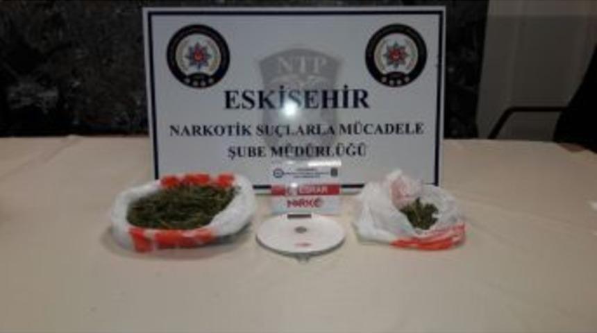Uyuşturucu Satıcısı 2 Kişi Yakalandı