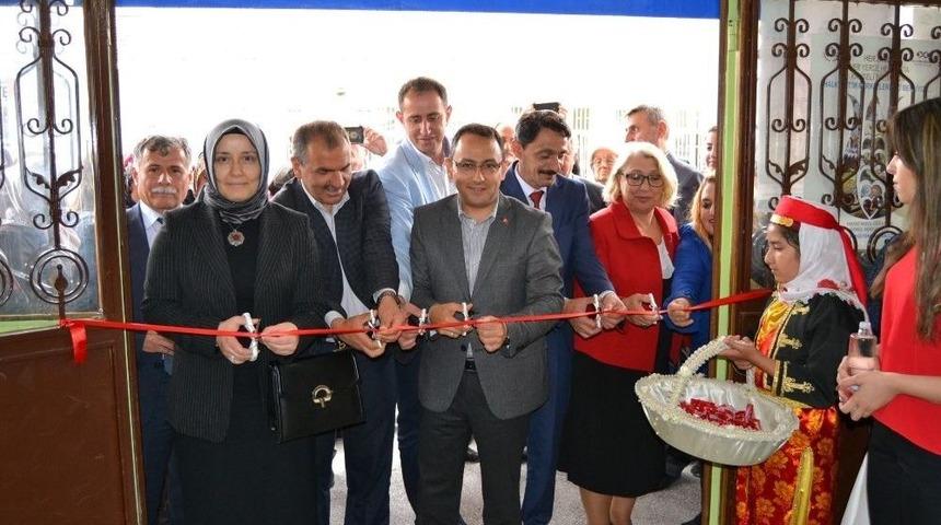 Ala&ccedil;am&rsquo;da Yılsonu Sergisi