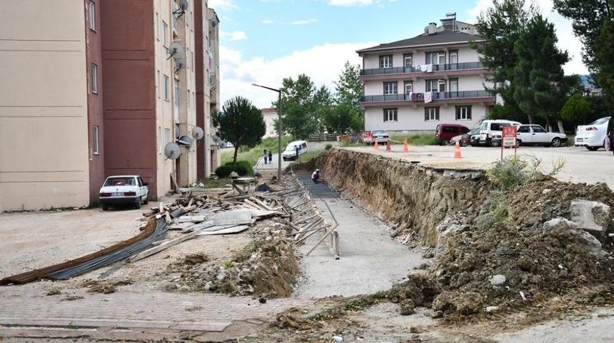 Yenicek&ouml;y&rsquo;e 30 Ara&ccedil;lık Otopark