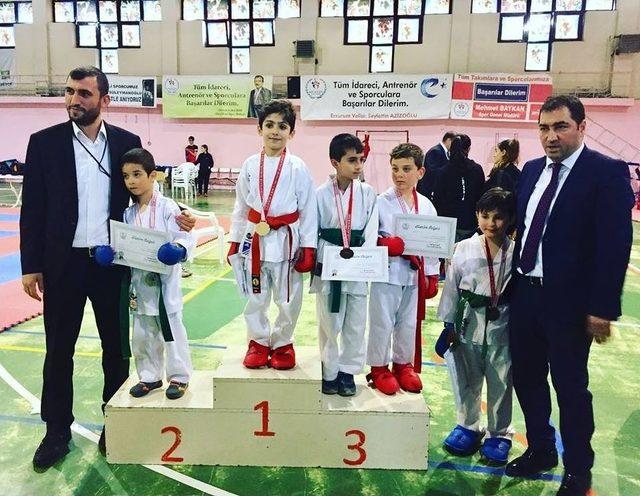 Erzurum’da ‘karate İl Birinciliği” Müsabakaları Yapıldı