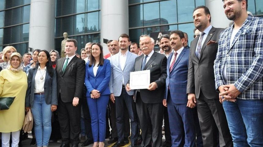 Ak Parti Eskişehir Milletvekili Nabi Avcı Mazbatasını Aldı