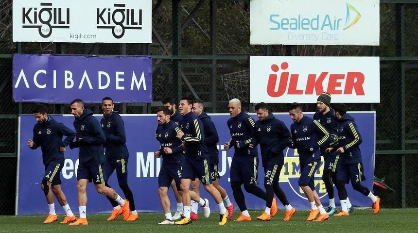 Fenerbah&ccedil;e, Alanyaspor Ma&ccedil;ı Hazırlıklarını S&uuml;rd&uuml;rd&uuml;