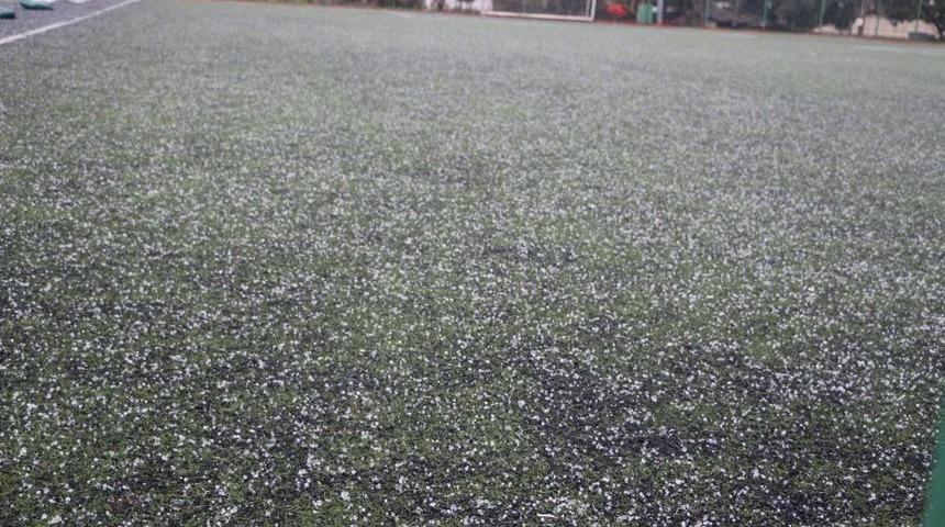 Marmaris&rsquo;te Beklenen Kuvvetli Yağış Doluyla Geldi