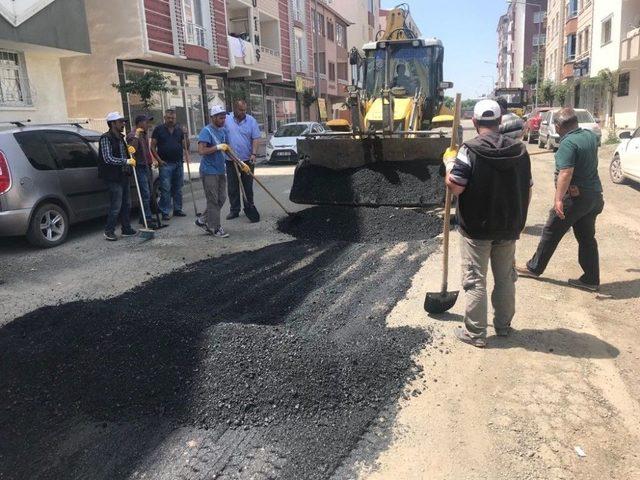 Kars Belediyesi Merkez Ve Mahalle Aralarında Yama Çalışması Başlattı