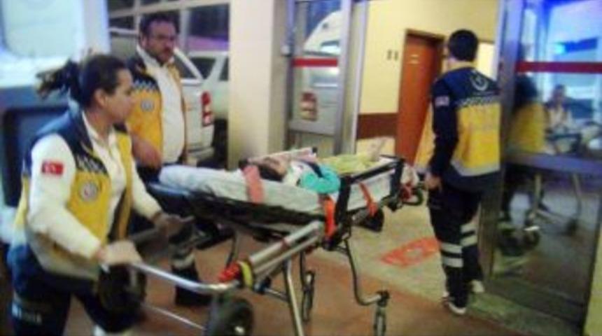 Merdivenlerden D&uuml;şen &Ccedil;ocuk Ağır Yaralandı