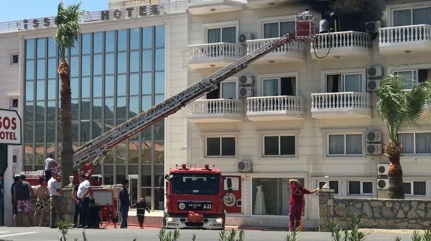 Hatay&rsquo;da Otel Yangını