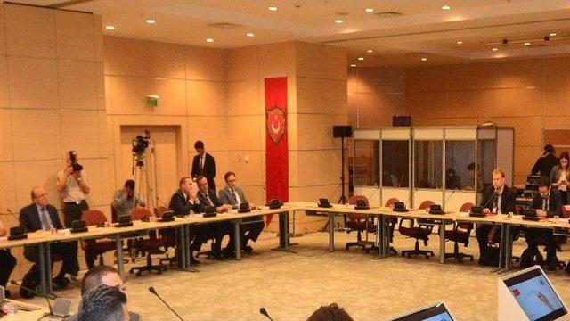 Pasarofça Antlaşması Düzenlenen Sempozyumda Bütün Yönleriyle Ele Alındı