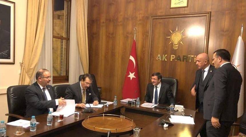 Başkent&rsquo;te &lsquo;2019&rsquo;a Doğru Erzurum&rsquo; G&uuml;ndemi